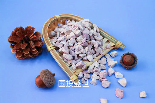 沸石在農業中的營養素與保水作用-國投盛世