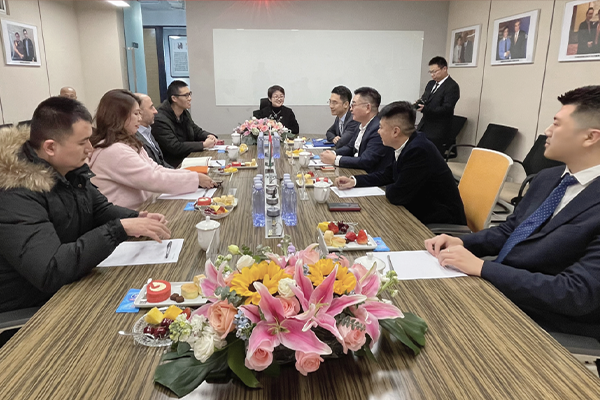 阿布扎比資本集團CEO阿布巴卡先生一行到訪國投盛世集團參觀考察-國投盛世