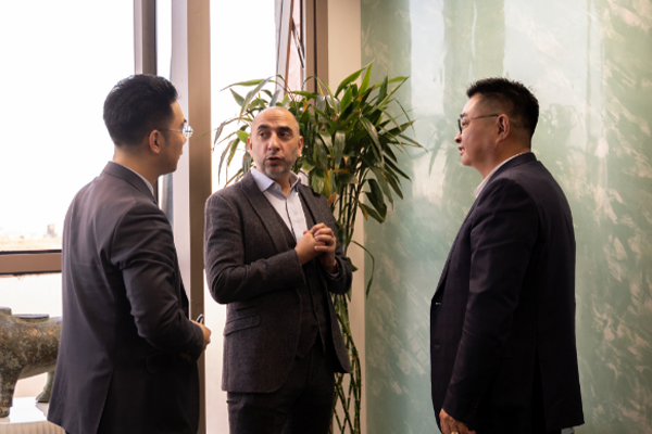 阿布扎比資本集團CEO阿布巴卡先生一行到訪國投盛世集團參觀考察-國投盛世